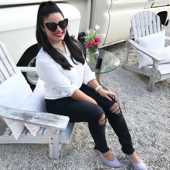 Hi 💕 Meet your Posher! - Picture 5 of 5